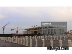材料选用：弹性体改性沥青防水卷材